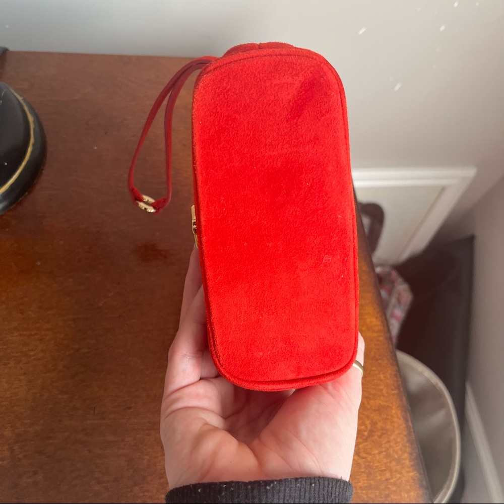 Suede Tres Jolie Pochette in red - Picture 4 of 11
